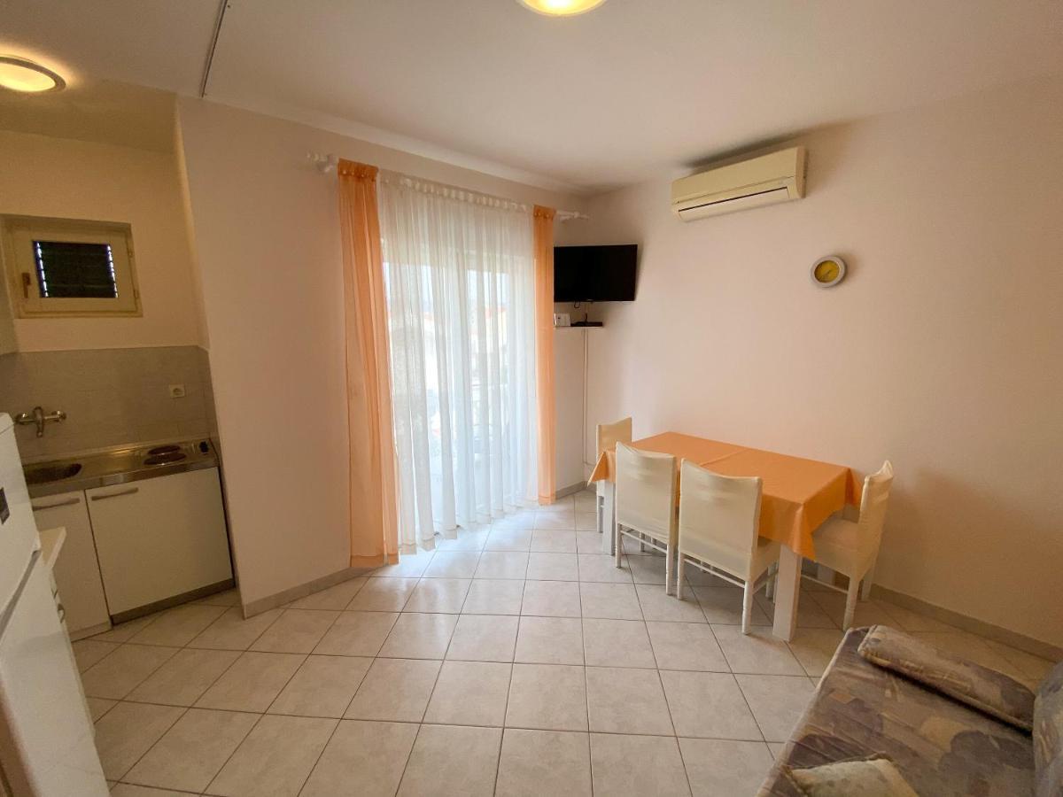 Apartments Pulic Žaborić Eksteriør billede
