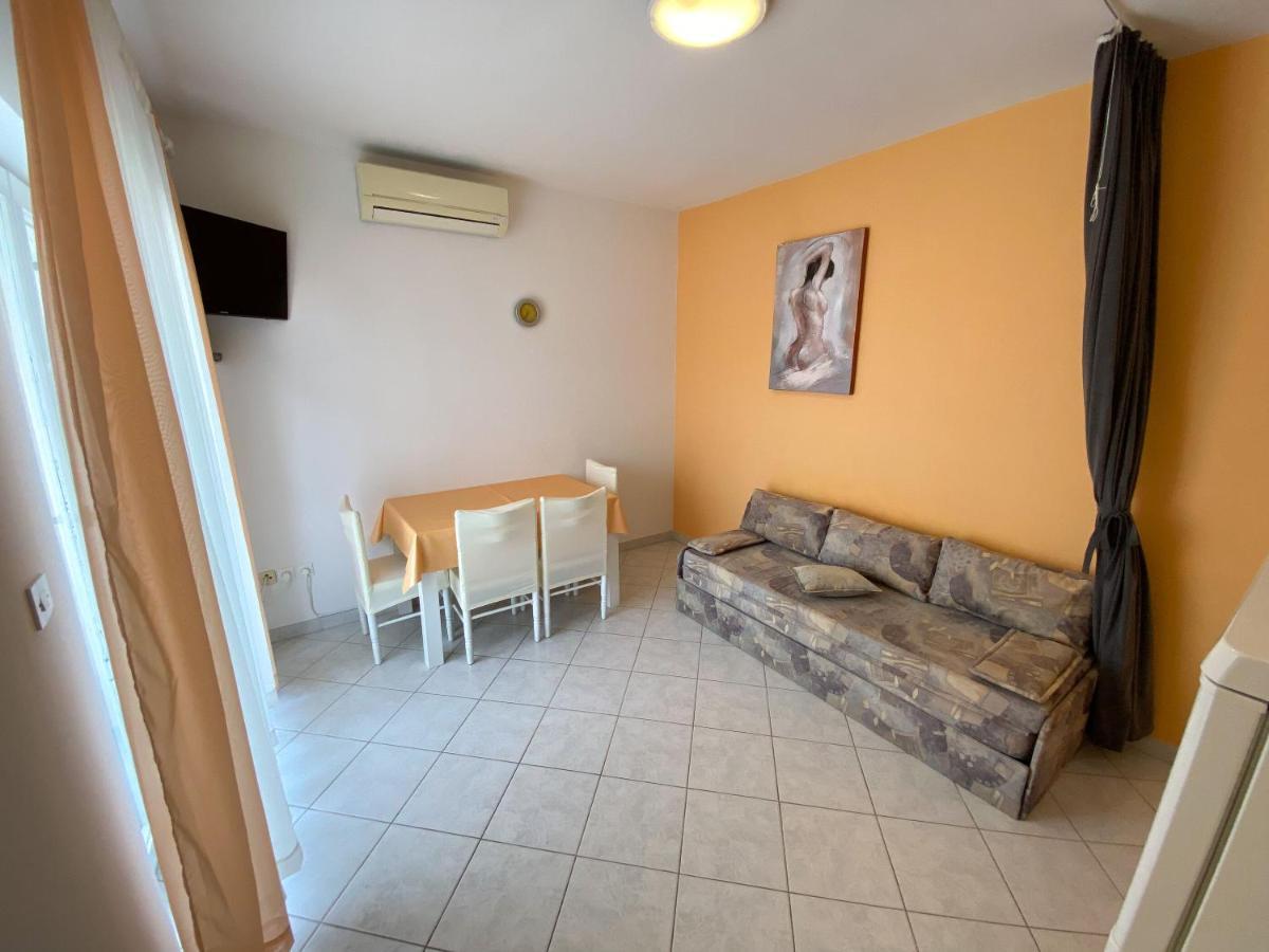 Apartments Pulic Žaborić Eksteriør billede
