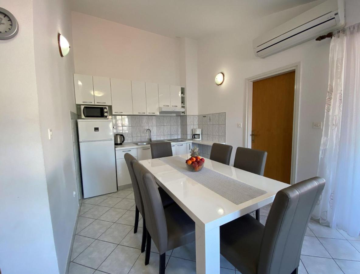 Apartments Pulic Žaborić Eksteriør billede